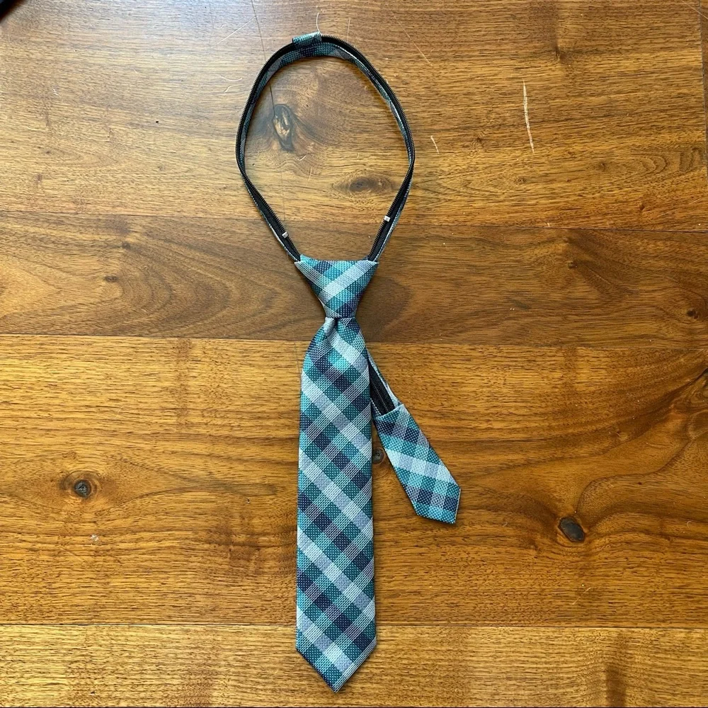 Cat & Jack Boys Adjustable Neck Tie Small/Medium
